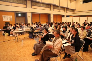 「花の力」伝える講習会 池坊巡回講座