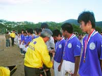 少年サッカー大会 舞鶴選抜にライオンズ杯
