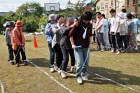 応援の90人　生徒見守る 聖母の小さな学校　スポーツフェス【舞鶴】