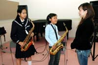 JEUGIAの音楽教室でサックス学ぶ2人 田中さん(青葉中)らジュニアコンクールで2位入賞【舞鶴】