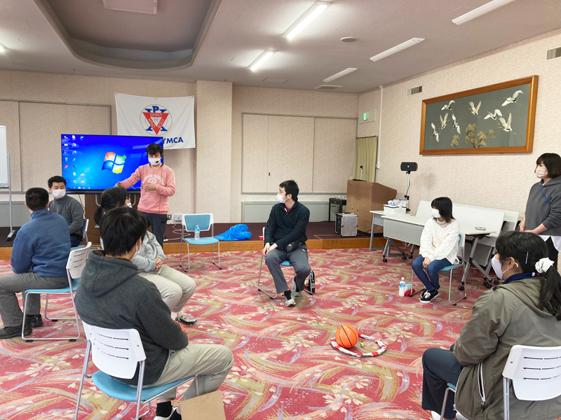 舞鶴YMCA校で<br>のべ30人で特別講義<br>介護の働き甲斐伝える